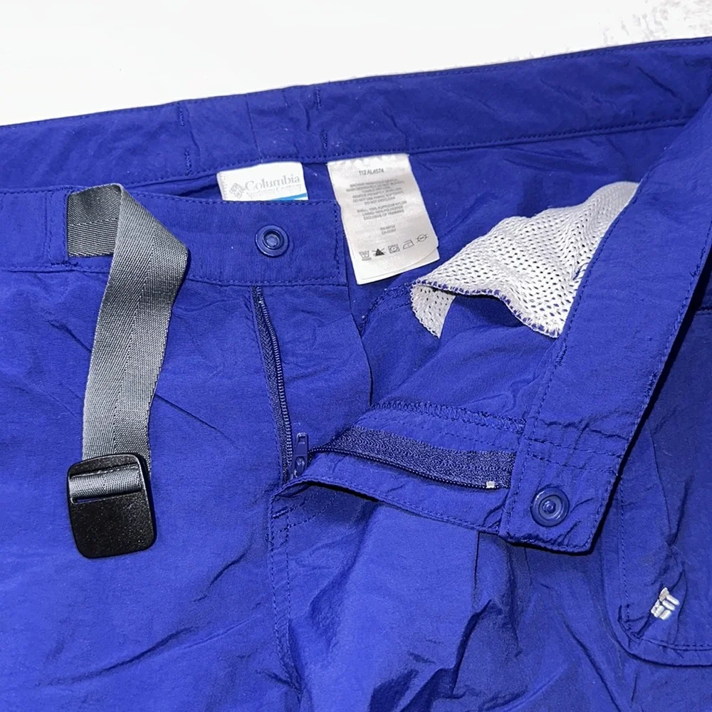 Columbia Belted Nylon Cargo Hiking Shorts - Picture 7 of 10